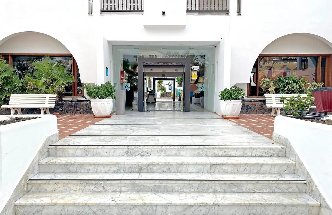 Blue Sea Apartamentos Callao Garden-1